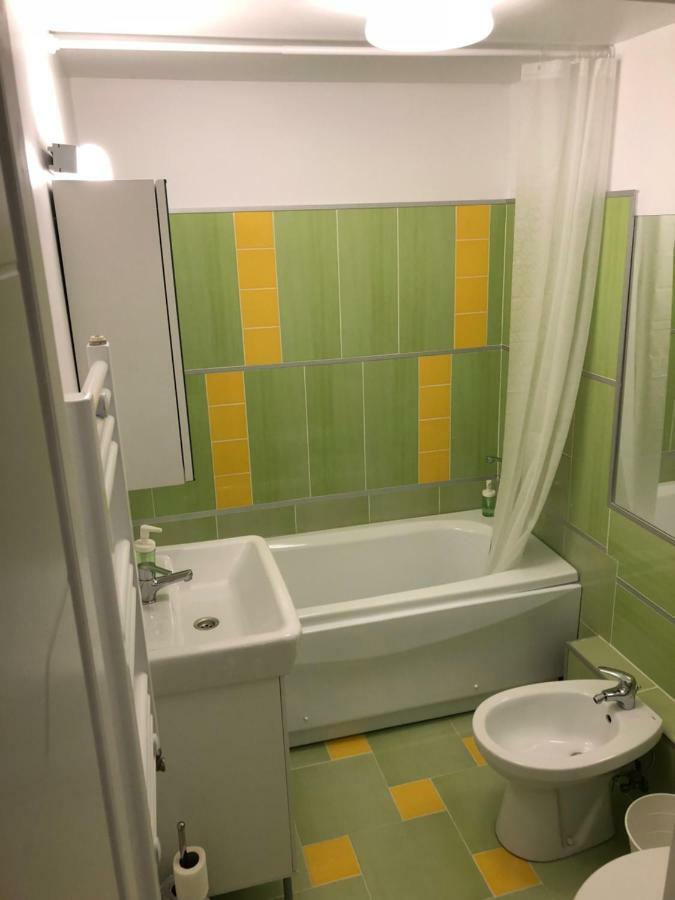Green Apartment 6 Bukarest Exterior foto